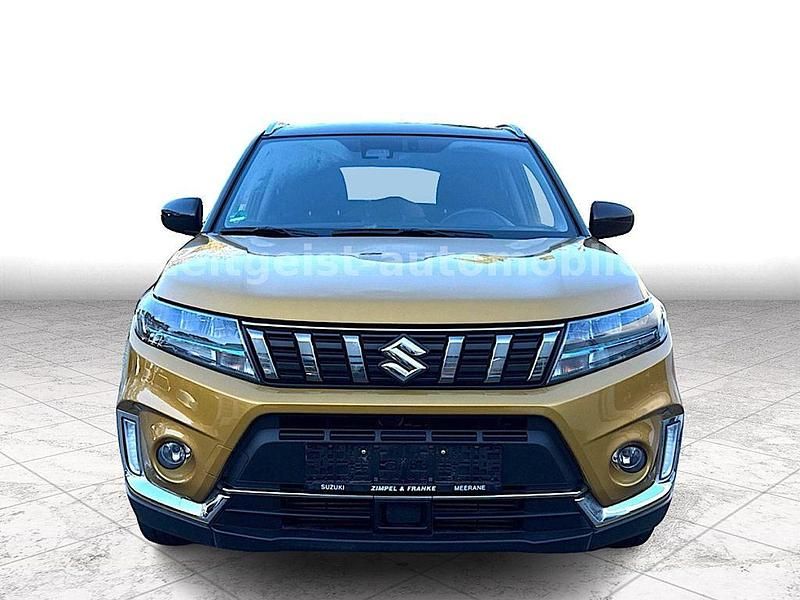 Gebraucht Suzuki Vitara Comfort+ 129 PS (94 kW) 2023 Gold SUV