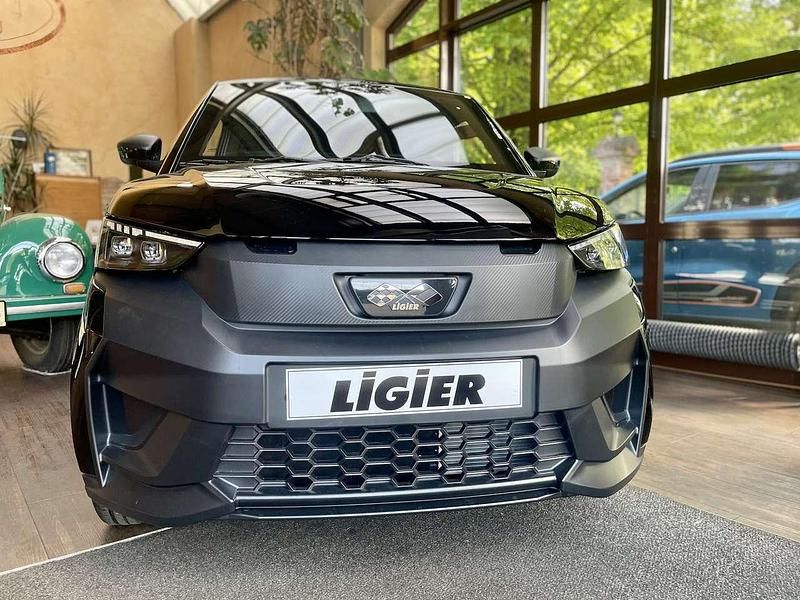 Neu Ligier JS50 2025 Schwarz Kleinwagen