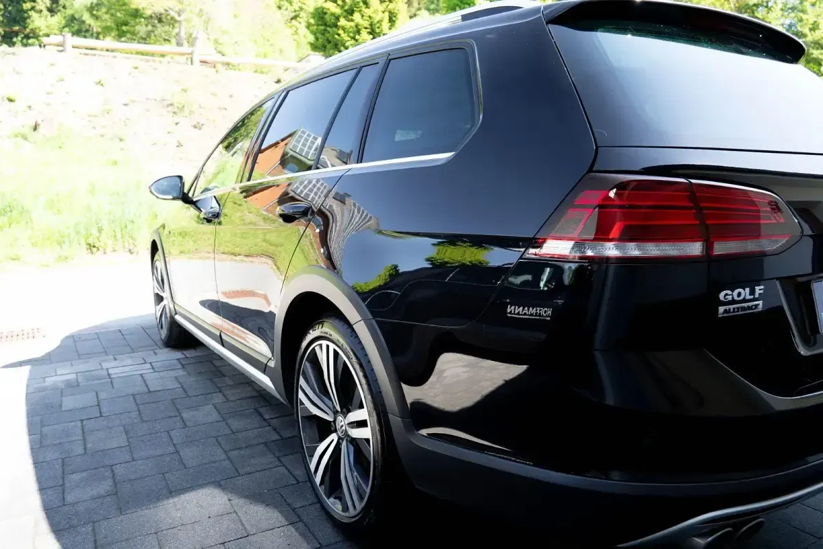 Gebraucht VW Golf Alltrack 184 PS (135 kW) 2019 Schwarz Kombi