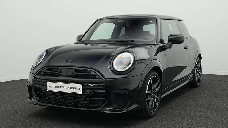 Schwarz Gebraucht 2024 Mini John Cooper Works Kleinwagen | 33.692 € (Fairer Preis) - Bild 1/4