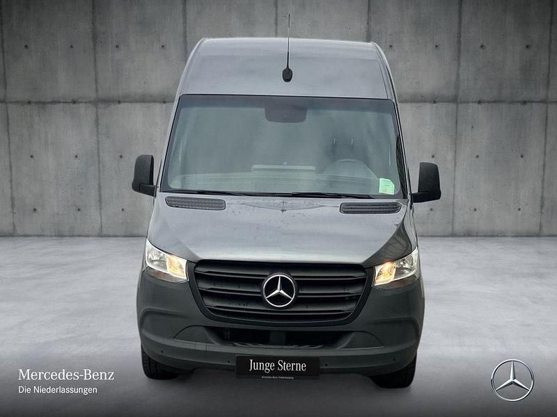 Gebraucht Mercedes Sprinter 170 PS (125 kW) 2022 Grau Van
