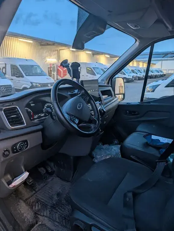 Gebraucht Ford Transit 131 PS (96 kW) 2022 Weiß