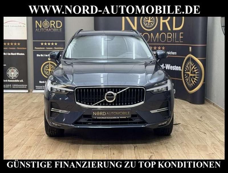 Gebraucht Volvo XC60 Core 197 PS (144 kW) 2022 Denim blue metallic (metallic) SUV