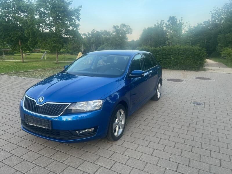Blau Gebraucht 2018 Skoda Rapid Limousine | 9.000 € (Guter Preis) - Bild 1/4