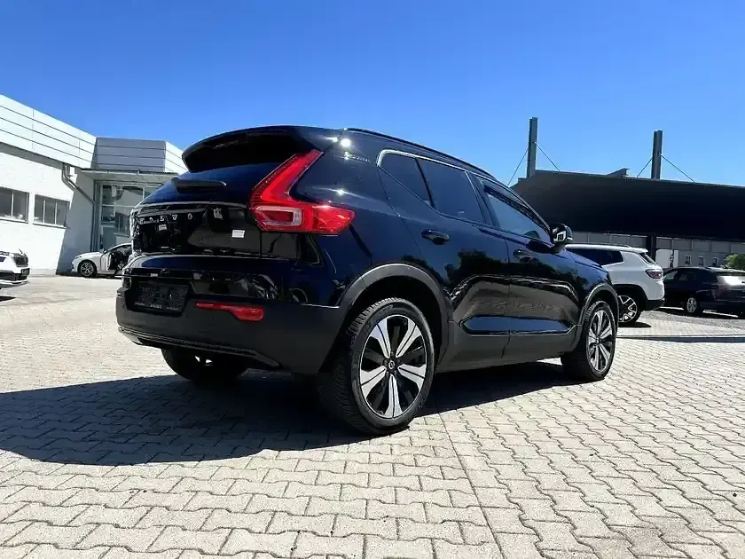 Gebraucht Volvo C40 169 kW (231 PS) 2022 Black stone solid schwarz metallic SUV