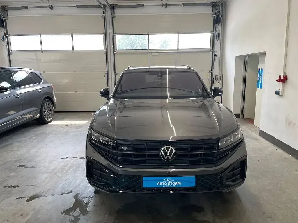 Neu VW Touareg Edition 286 PS (210 kW) 2026 Grau SUV
