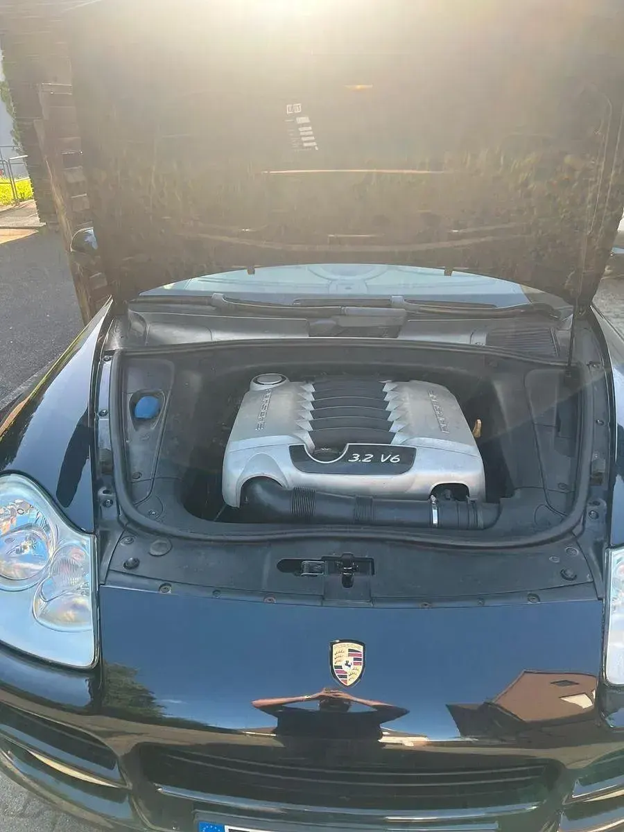 Gebraucht Porsche Cayenne 250 PS (183 kW) 2004 Schwarz SUV