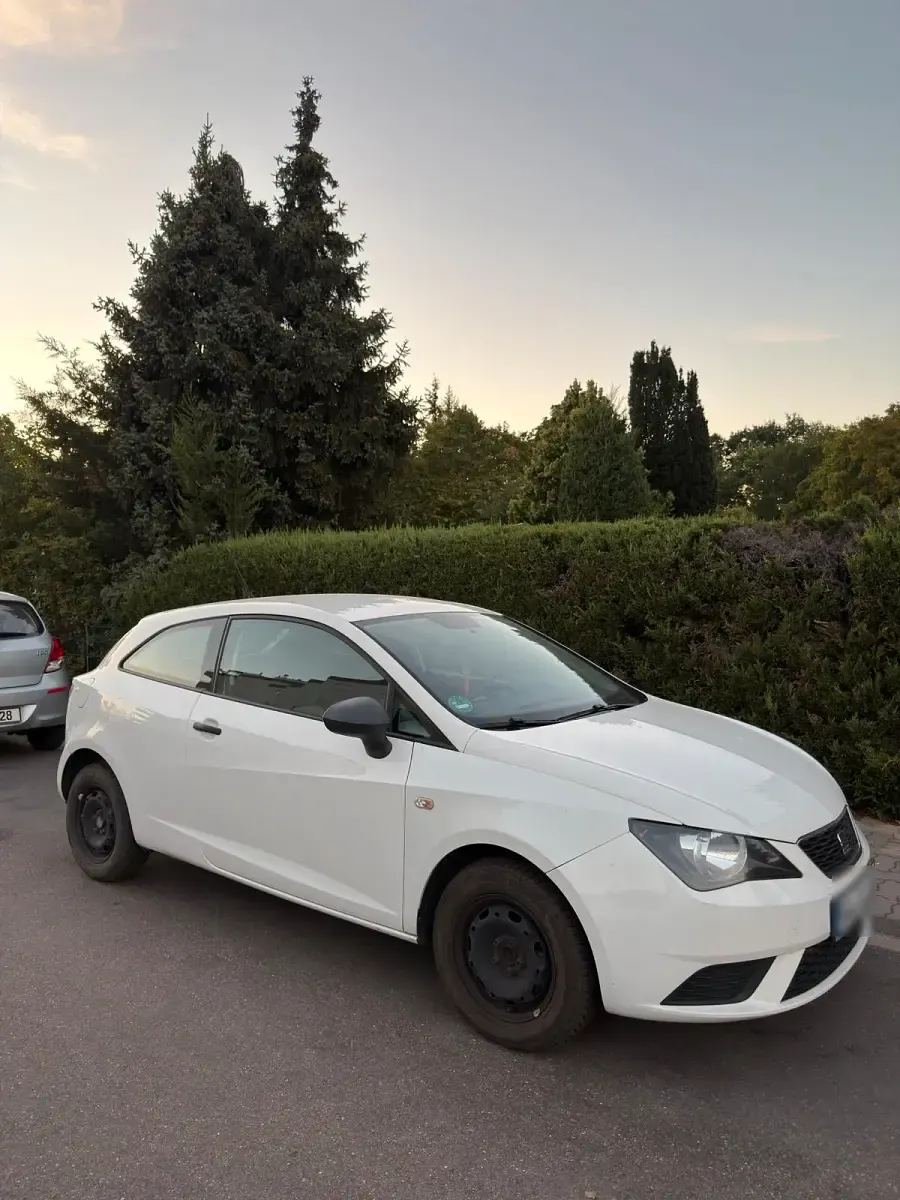 Gebraucht Seat Ibiza 70 PS (51 kW) 2015 Weiß Kleinwagen