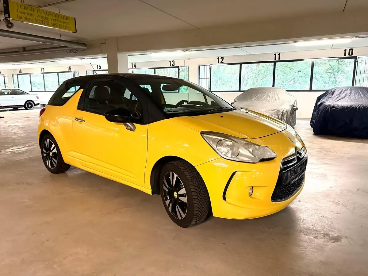 Gebraucht Citroën DS3 95 PS (69 kW) 2010 Gelb Kleinwagen