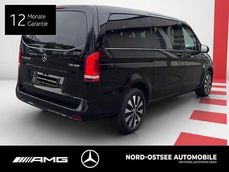 Gebraucht Mercedes Vito Edition 163 PS (119 kW) 2022 Obsidianschwarz metallic Van