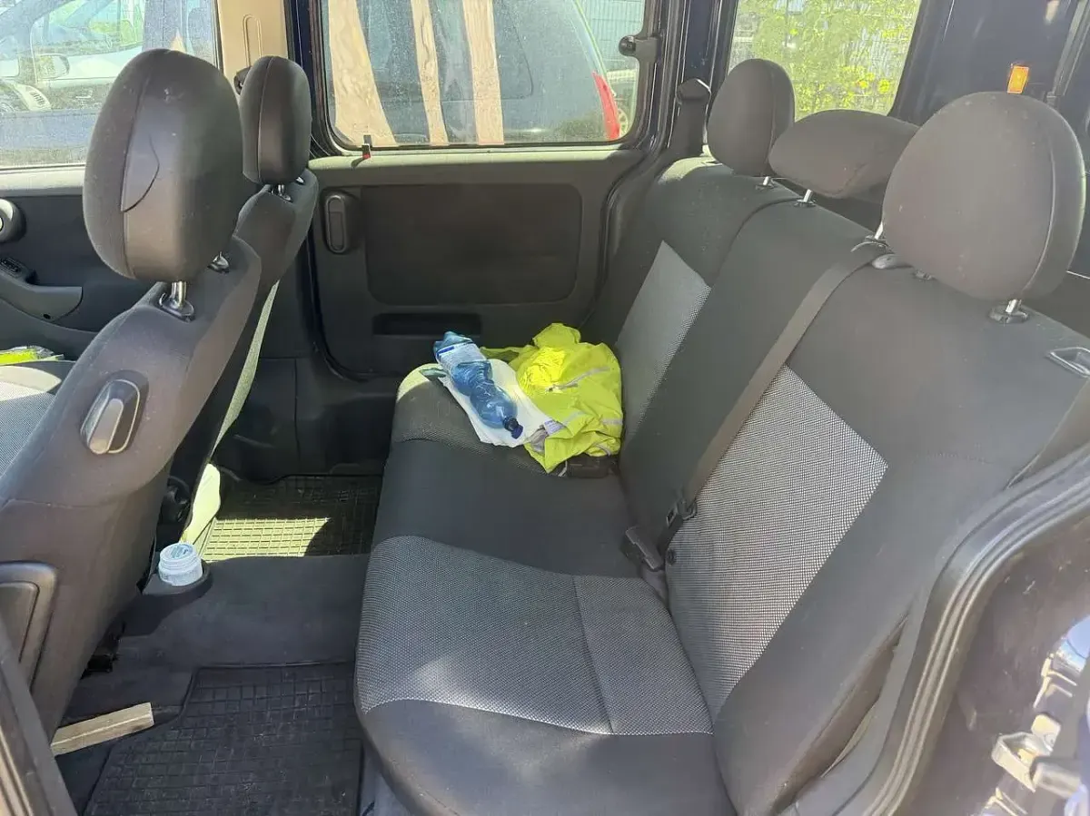 Second-hand Opel Combo Edition 94 CP (69 kW) 2008 Albastru Monovolum