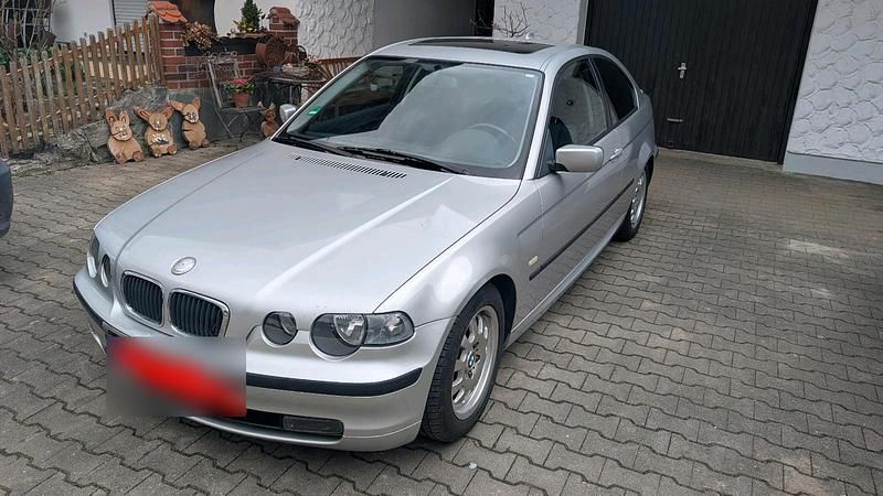 Gebraucht BMW 316 116 PS (85 kW) 2004 Silber Coupé