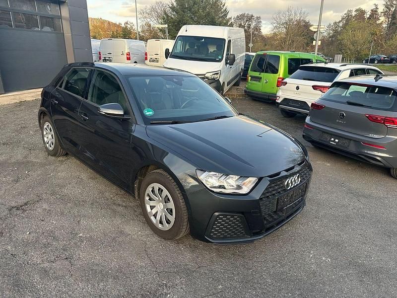 Manhattangrau Gebraucht 2021 Audi A1 Sportback S-Line Kleinwagen | 15.999 € (Fairer Preis) - Bild 1/4