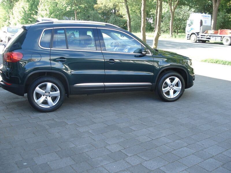 Gebraucht VW Tiguan Sportline 160 PS (117 kW) 2012 Grün SUV