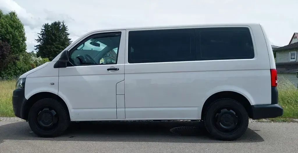 Gebraucht VW Caravelle 114 PS (83 kW) 2015 Weiß Van