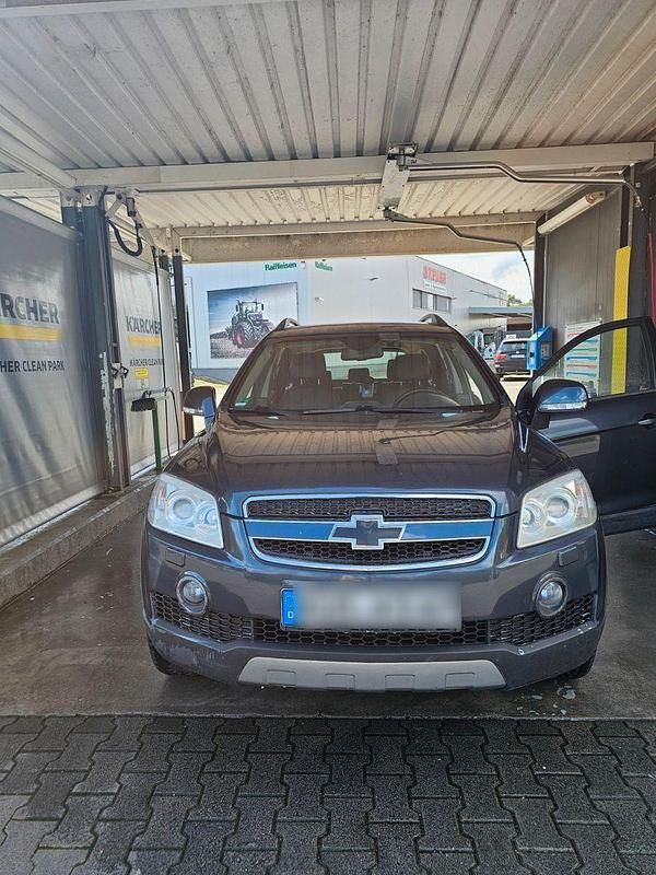 Blau Gebraucht 2007 Chevrolet Captiva LT SUV | 2.300 € (Superpreis) - Bild 1/4