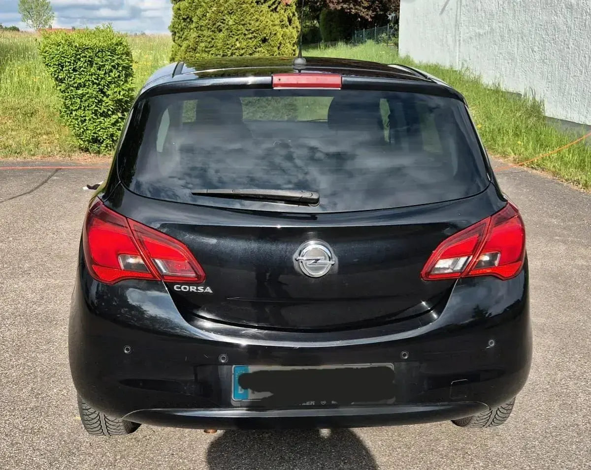Gebraucht Opel Corsa 90 PS (66 kW) 2016 Schwarz Kleinwagen