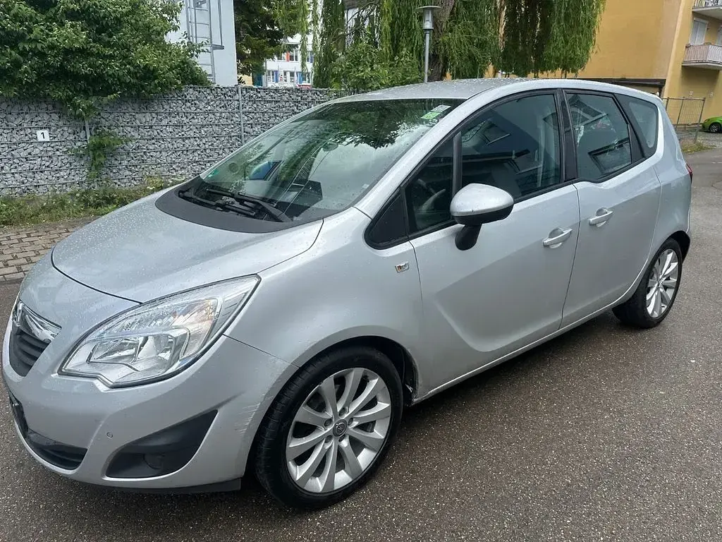 Gebraucht Opel Meriva Edition 101 PS (74 kW) 2010 Silber Van / Kleinbus