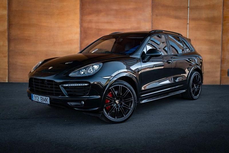 Schwarz Gebraucht 2013 Porsche Cayenne GTS SUV | 22.900 € (Fairer Preis) - Bild 1/4