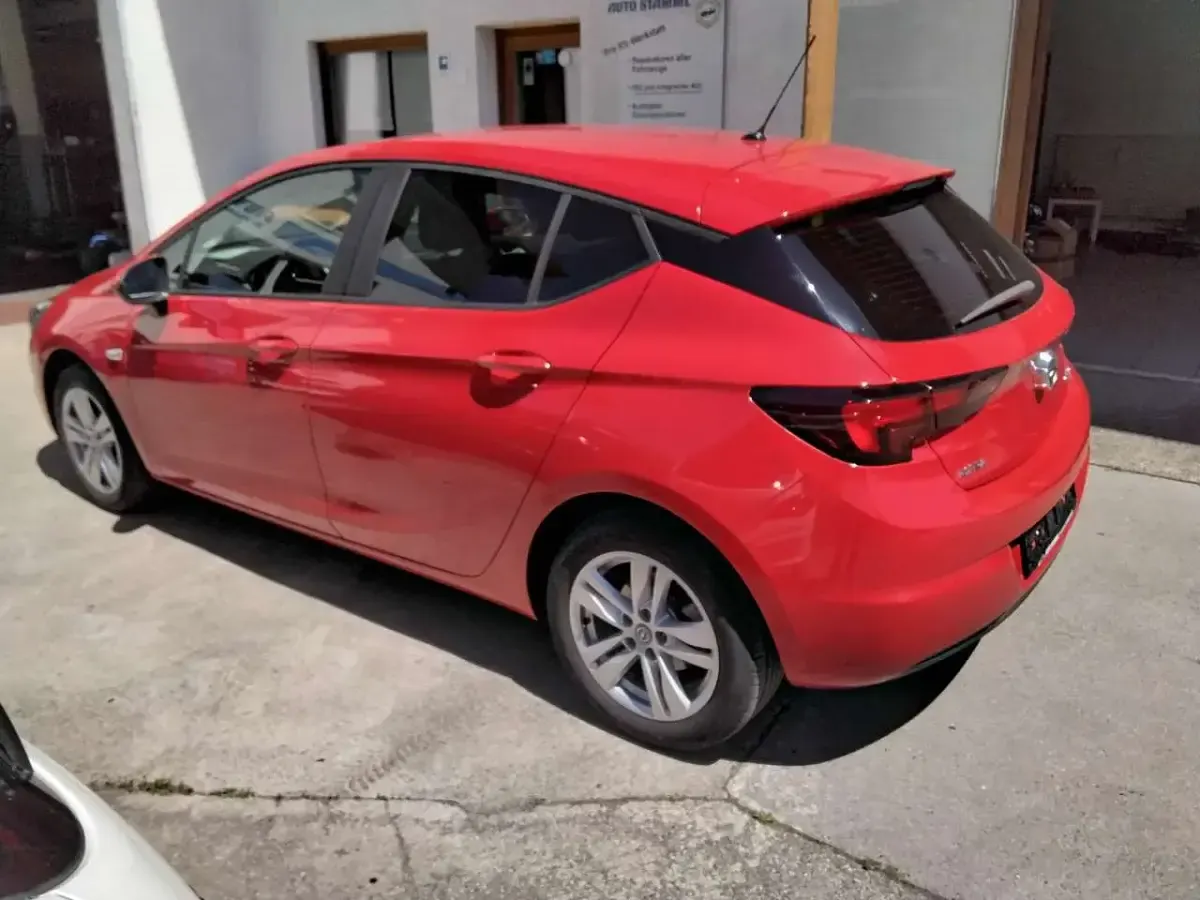 Usata Opel Astra Active 125 CV (91 kW) 2018 Rosso Berlina