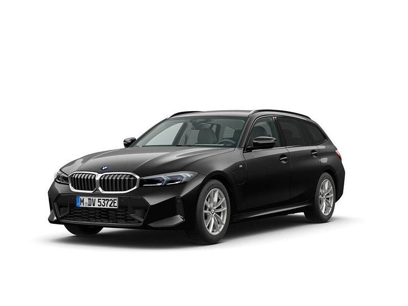 Black sapphire metallic Gebraucht 2022 BMW 320e Performance Kombi | 34.490 € (Teuer) - Bild 1/4