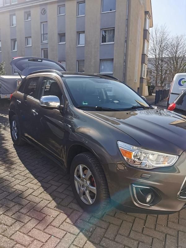 Gebraucht Mitsubishi ASX 150 PS (110 kW) 2013 Braun SUV