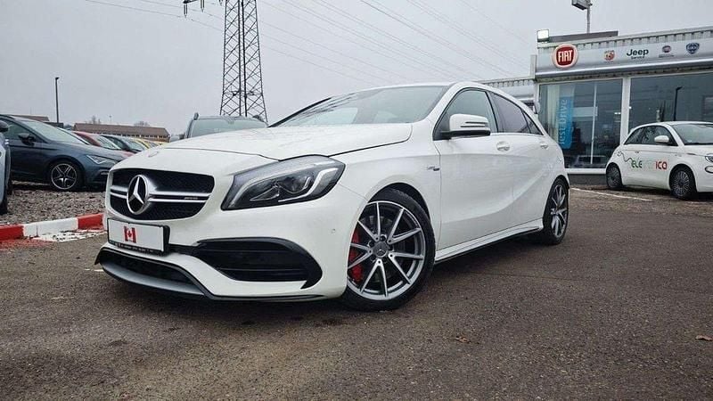 Weiß Gebraucht 2017 Mercedes A45 AMG AMG Limousine | 27.500 € (Fairer Preis) - Bild 1/4