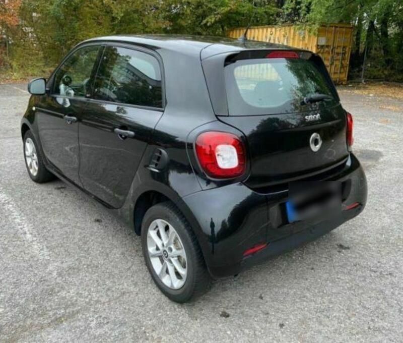 Gebraucht Smart ForFour Passion 71 PS (52 kW) 2017 Schwarz Kleinwagen