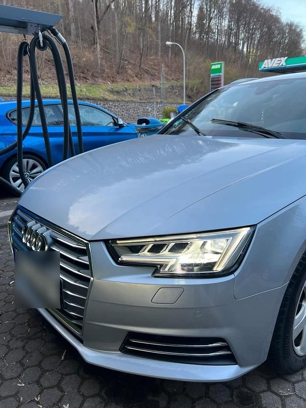 Gebraucht Audi A4 Ambiente 190 PS (139 kW) 2016 Silber Kombi