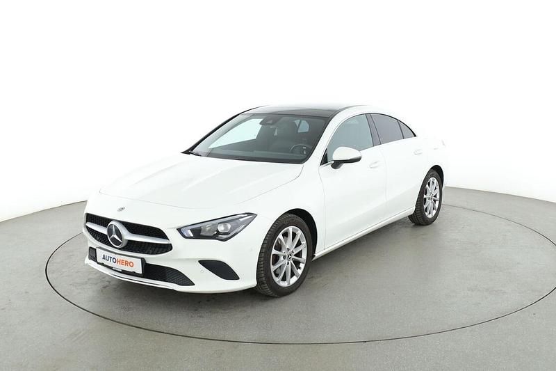 Weiß Gebraucht 2020 Mercedes CLA180 Progressive Limousine | 22.190 € (Fairer Preis) - Bild 1/3