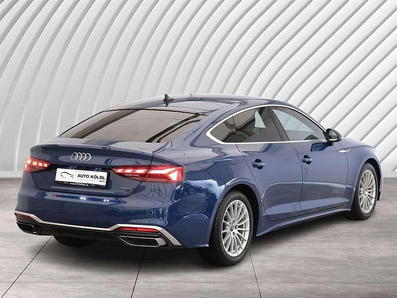 Gebraucht Audi A5 Sportback S-Line 204 PS (150 kW) 2022 Ascariblau metallic Kleinwagen