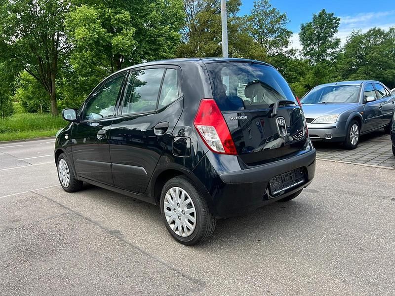 Gebraucht Hyundai i10 67 PS (49 kW) 2009 Schwarz Kleinwagen