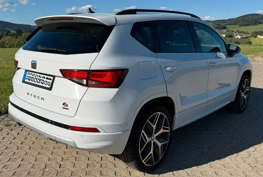 Gebraucht Seat Ateca 4Drive 190 PS (139 kW) 2018 Weiß SUV