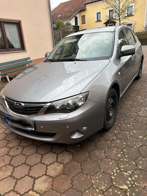 Silber Gebraucht 2008 Subaru Impreza Limousine | 5.000 € (Fairer Preis) - Bild 1/4