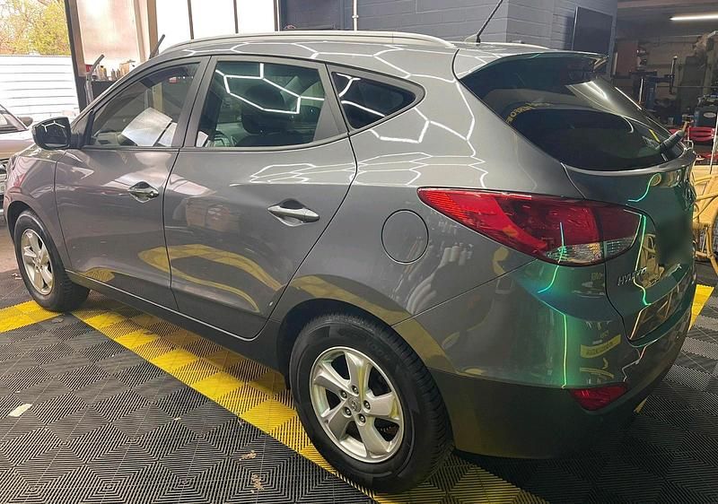 Gebraucht Hyundai ix35 163 PS (119 kW) 2011 Grau SUV