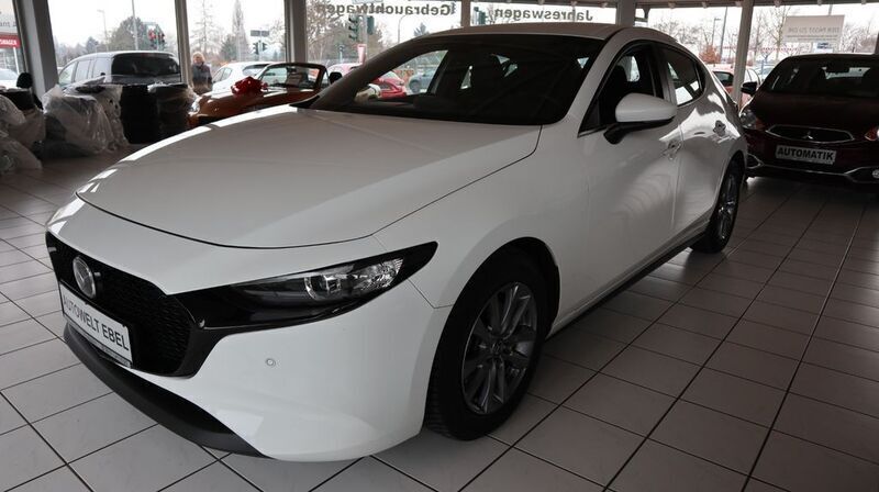 Weiß Gebraucht 2021 Mazda 3 Limousine | 17.910 € (Guter Preis) - Bild 1/4