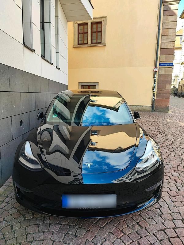 Gebraucht Tesla Model 3 350 kW (476 PS) 2019 Schwarz Limousine