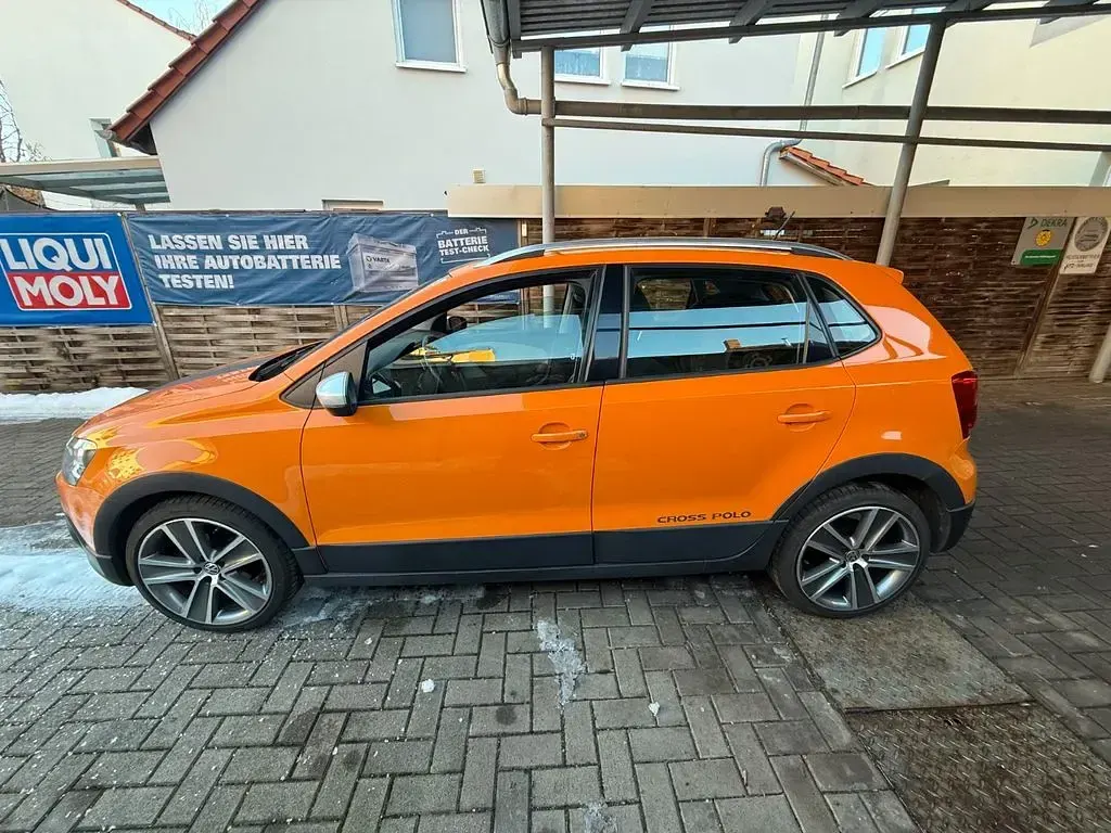 Gebraucht VW Polo Cross 86 PS (63 kW) 2010 Orange Kleinwagen