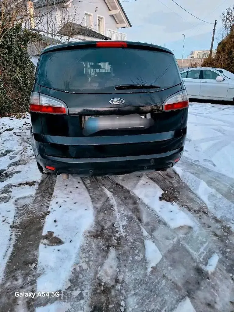 Gebraucht Ford S-MAX 140 PS (102 kW) 2008 Schwarz Van / Kleinbus