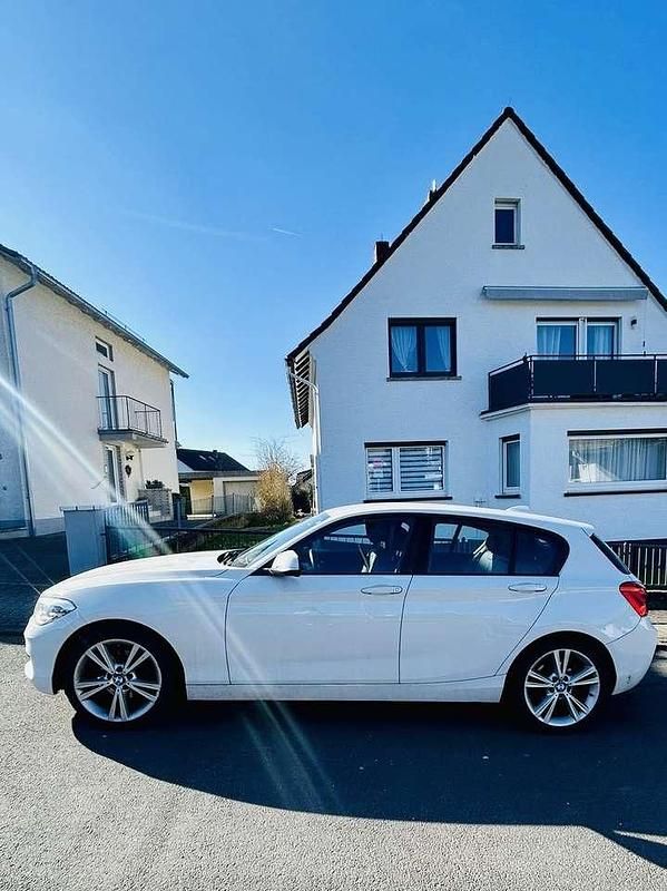 Gebraucht BMW 120 Advantage 190 PS (139 kW) 2015 Kleinwagen