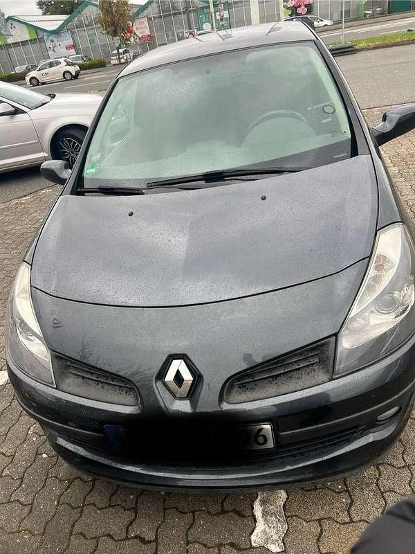 Gebraucht Renault Clio II Dynamique 132 PS (97 kW) 2006 Limousine