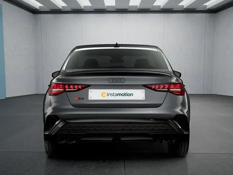 Gebraucht Audi S3 333 PS (244 kW) 2025 Grau Limousine
