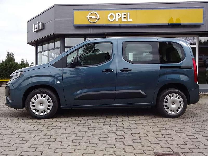 Neu Opel Combo Basis 110 PS (80 kW) 2026 Kiama blau Van / Kleinbus