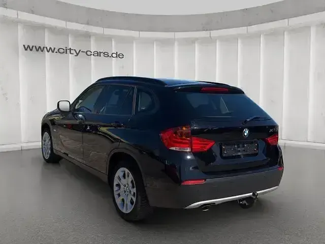 Gebraucht BMW X1 143 PS (105 kW) 2011 Schwarz SUV