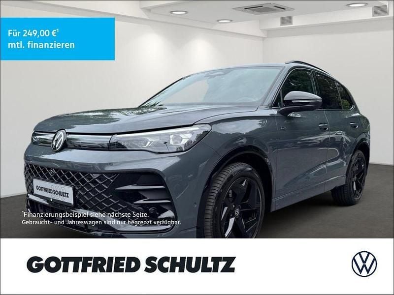 Grau Gebraucht 2024 VW Tiguan Style SUV | 42.490 € (Guter Preis) - Bild 1/4