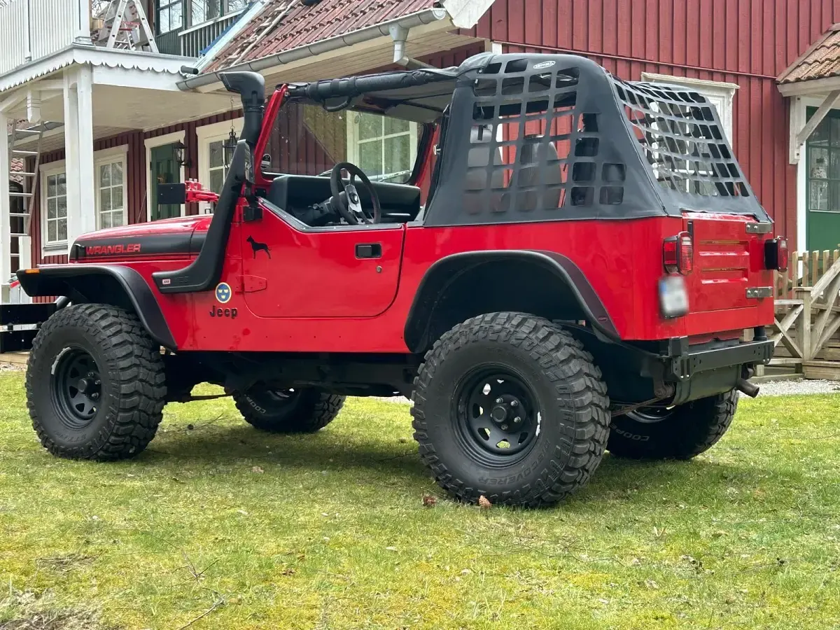 Gebraucht Jeep Wrangler 184 PS (135 kW) 1992 Rot SUV