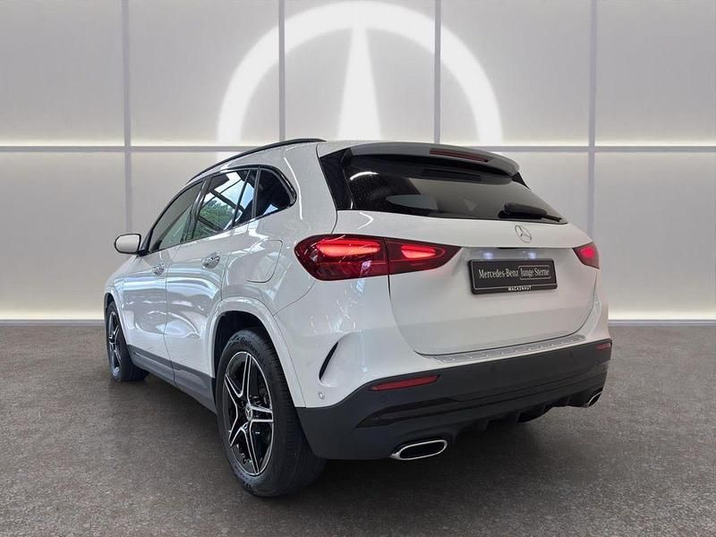 Gebraucht Mercedes GLA200 Advanced 177 PS (130 kW) 2024 Weiss SUV
