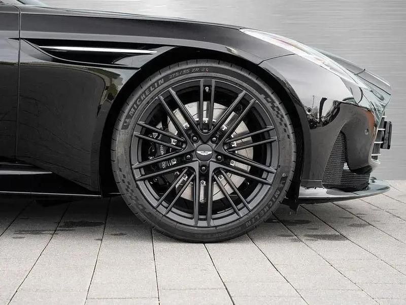 Neu Aston Martin DB12 680 PS (500 kW) 2025 Schwarz