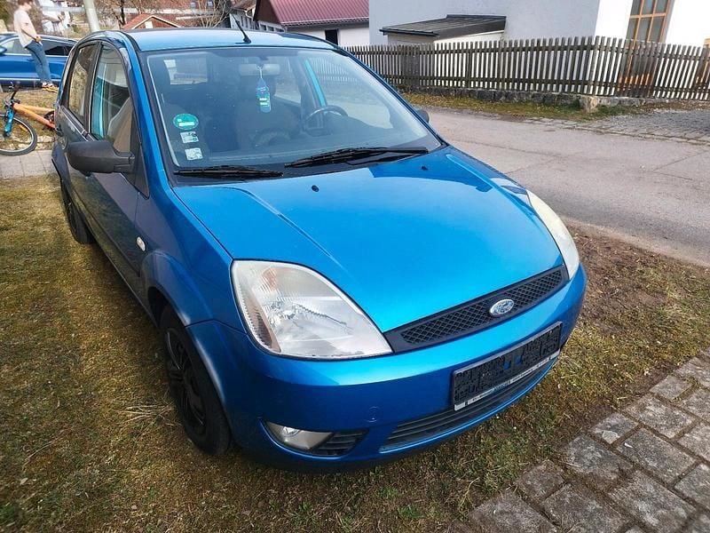 Gebraucht Ford Fiesta 70 PS (51 kW) 2005 Kleinwagen