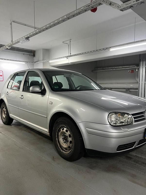 Gebraucht VW Golf IV 105 PS (77 kW) 2003 Grau Kleinwagen